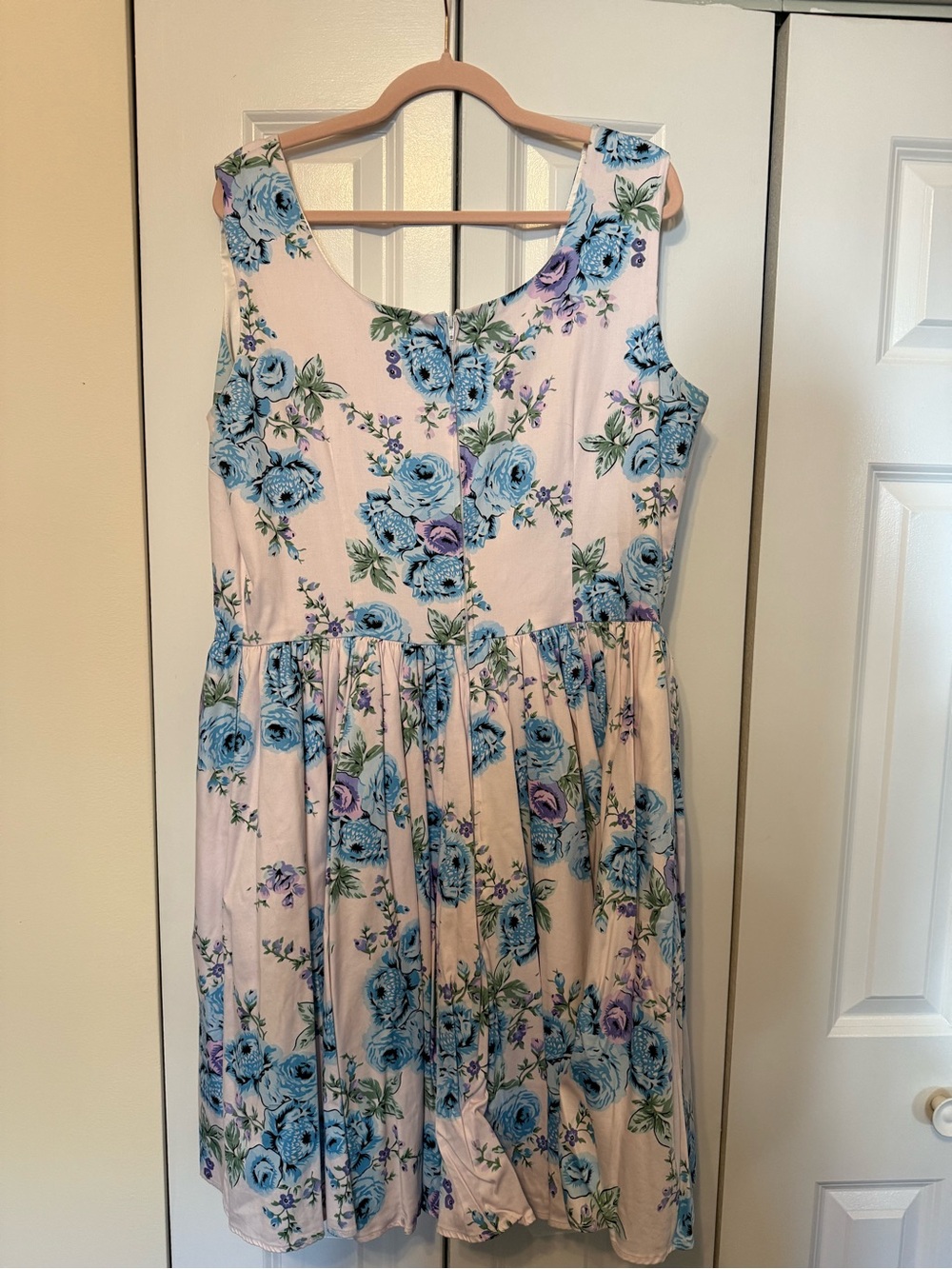 Floral Blue Rose Sleeveless Dress - Picture 2 of 2